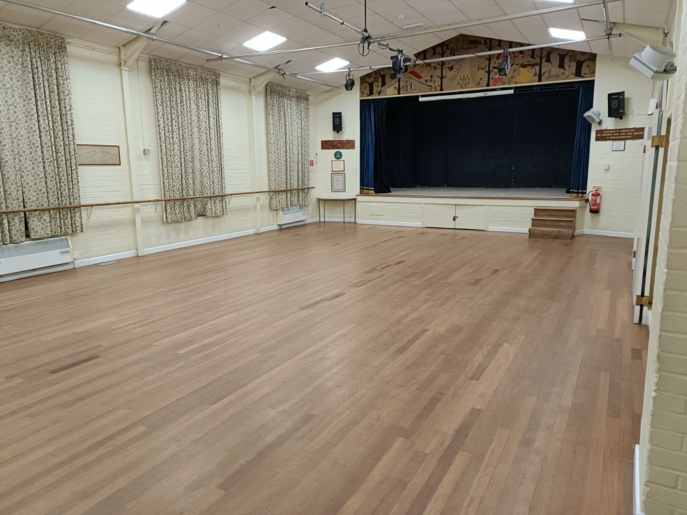 Main Hall Interior 1